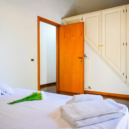 Innpisarentals - Cozy Flat By The Airport Pisa